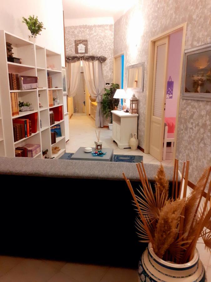 La Maison Des Caprices_ La Spezia _Stazione_5Terre Экстерьер фото