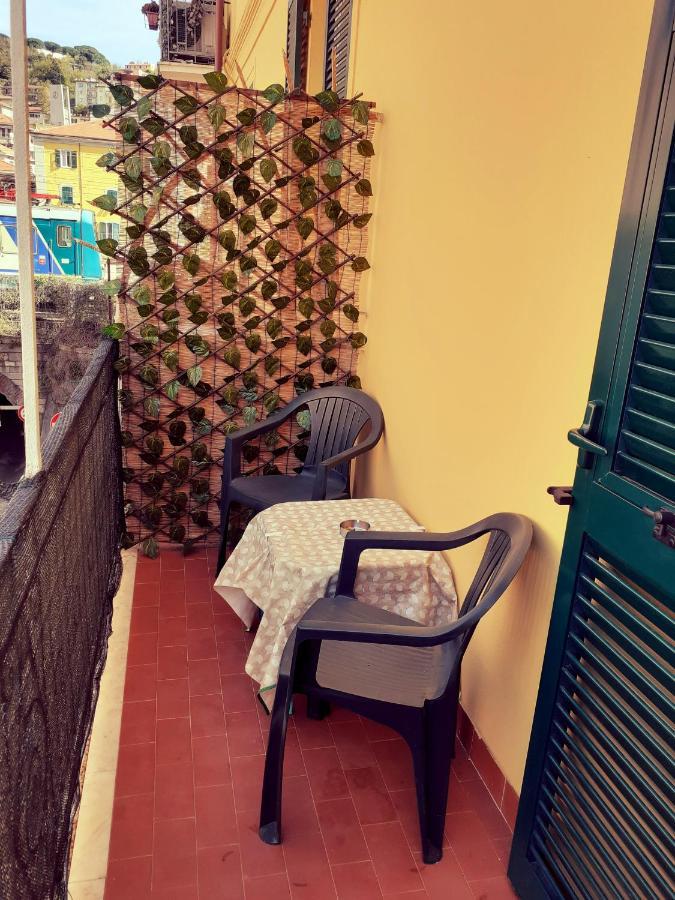 La Maison Des Caprices_ La Spezia _Stazione_5Terre Экстерьер фото