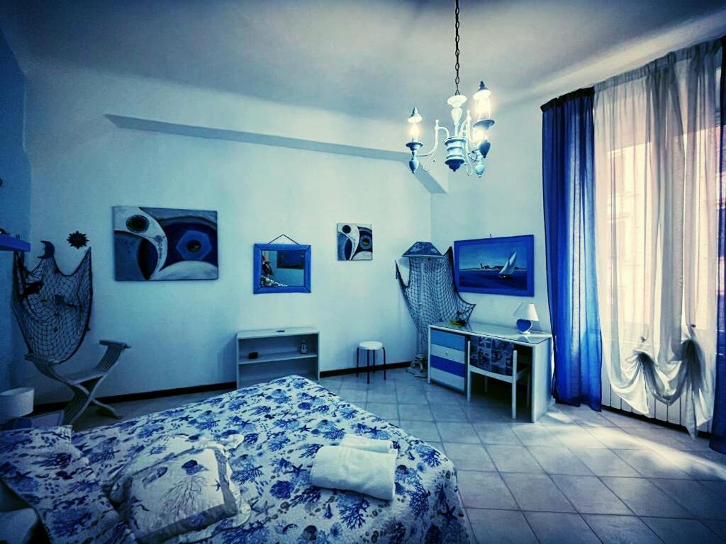 La Maison Des Caprices_ La Spezia _Stazione_5Terre Экстерьер фото